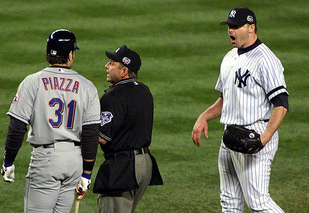 mets-mike-piazza-roger-clemens-2000-inline.jpg